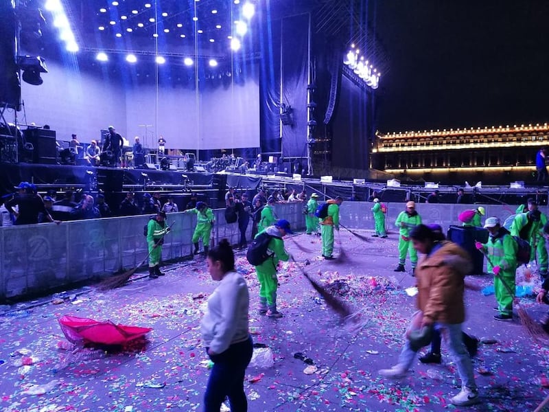 Grupo Firme, limpieza el Zócalo luego de concierto