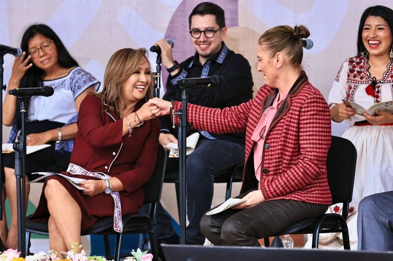 Beatriz Gutiérrez Müller encabeza “Fandangos por la Lectura” en Tlaxcala