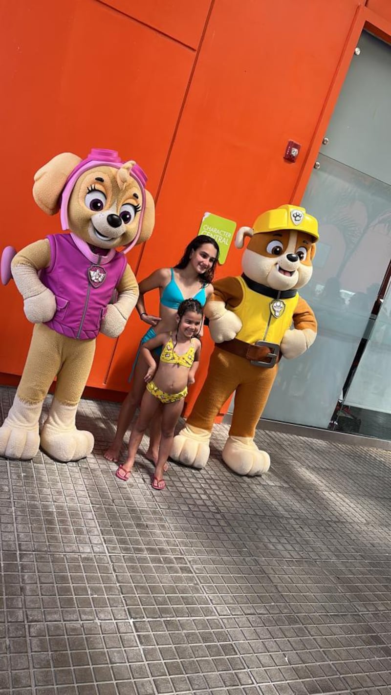 La casa de Bob Esponja incrementa su programa de actividades para este Nickelodeon Resort verano. Aeroméxico y Arajet ofrecen vuelos a Santo Domingo desde donde se pueden desplazar por transporte terrestre hasta el resort