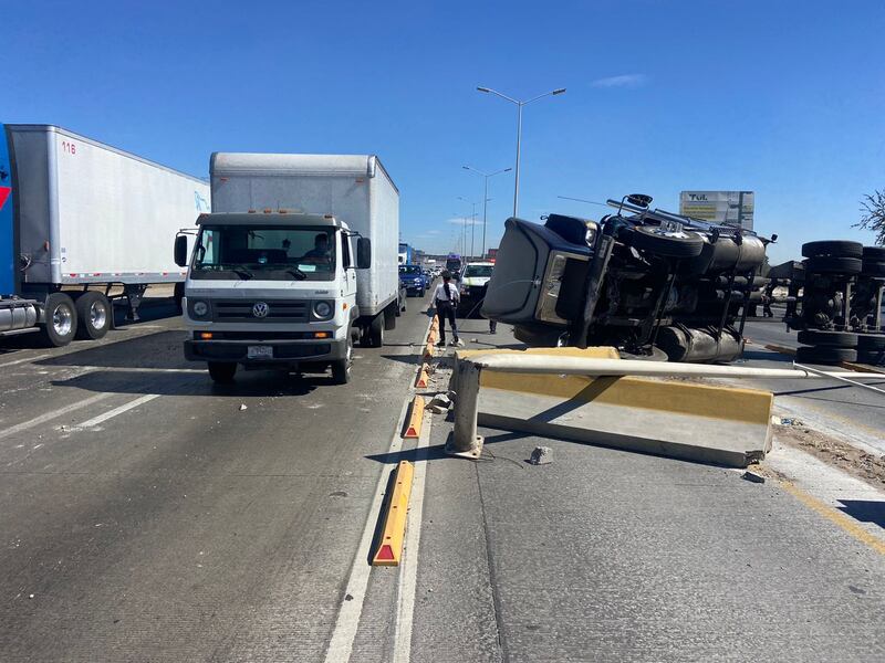 Al momento del accidente no pasaba el Peribús por el sitio, lo que hubiera provocado incluso víctimas fatales.