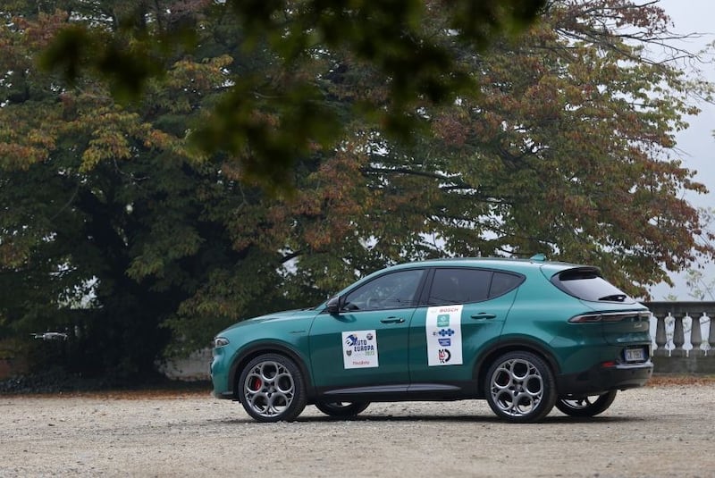 Alfa Romeo Tonale gana el título “Auto Europa 2023”