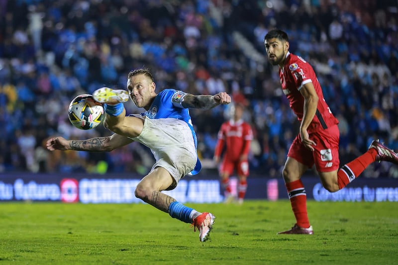 Cruz Azul v Toluca