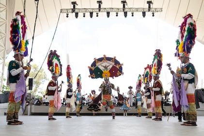 Arrancan las fiestas de Lunes de Cerro en la Guelaguetza 2024