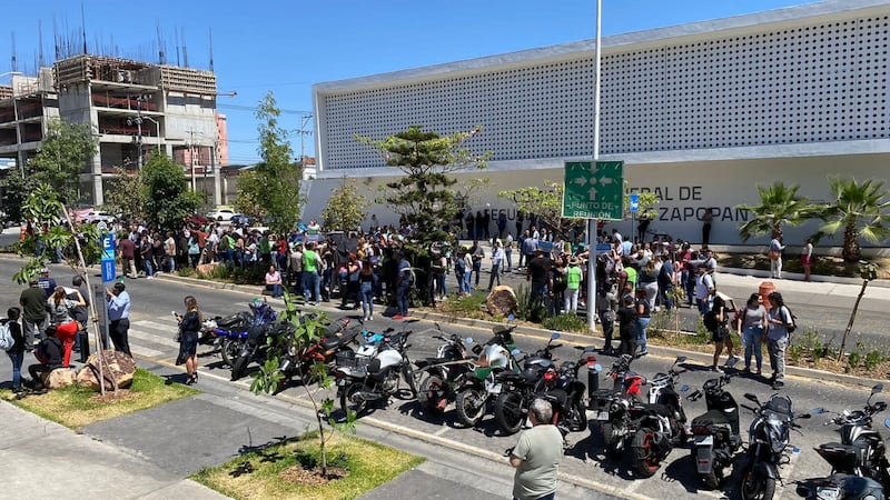 Por ley, en todos los edificios públicos como privados deben realizar cuando menos tres simulacros al año.