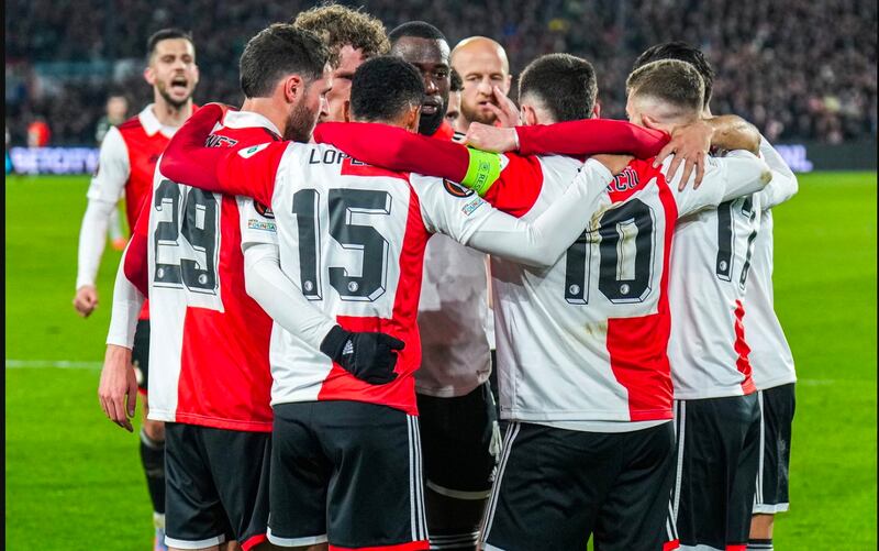 Feyenoord goleó 7-1 al Shakhtar.