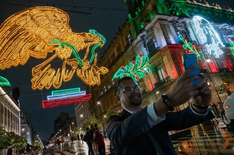 Zócalo CDMX preparativos para la fiesta patria 2022