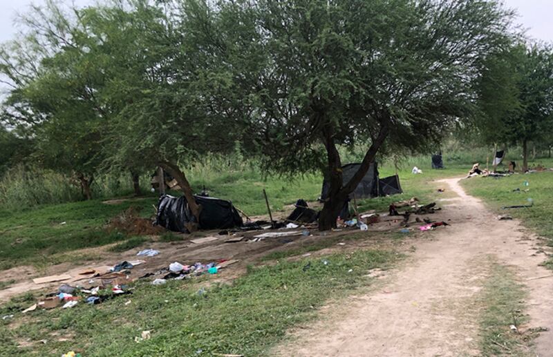 incendian-casas-provicionales-de-migrantes-en-Matamoros