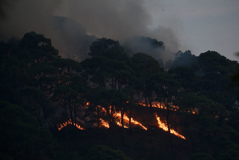 Continúan labores contra incendios forestales en Valle de Bravo