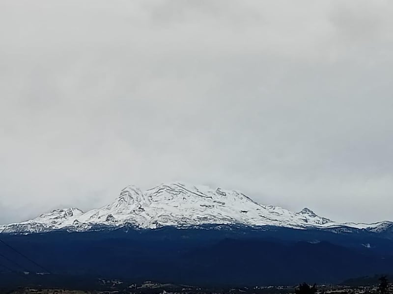 Fotos: Primera nevada en México cubre de blanco al Popocatépetl y al Iztaccíhuatl