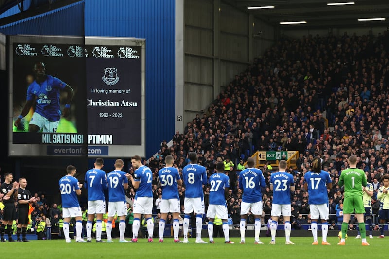 Así se vivió el homenaje a Atsu