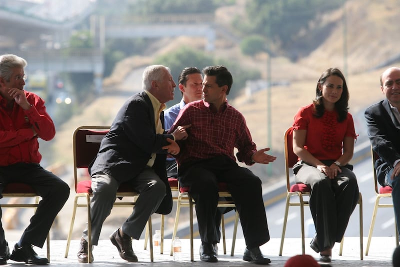 OHL explotó ilegalmente el Viaducto Bicentenario con concesión del Edomex