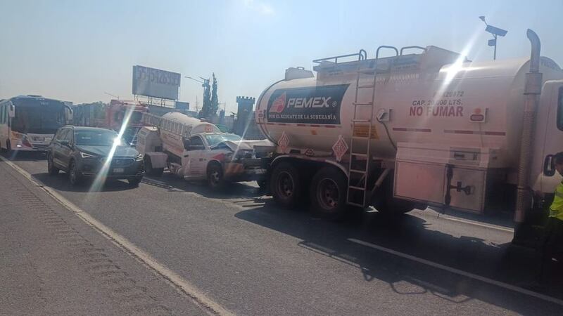 Choque en la autopista México Pachuca provoca circulación lenta hacia la CDMX