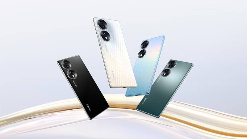 El Honor 70 es atractivo y estilizado y llega con notables innovaciones e incluye un impresionante sistema de cámaras profesionales de 54MP, el debut del primer sensor SONY IMX800 del mundo.