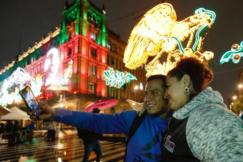 Zócalo CDMX preparativos para la fiesta patria 2022